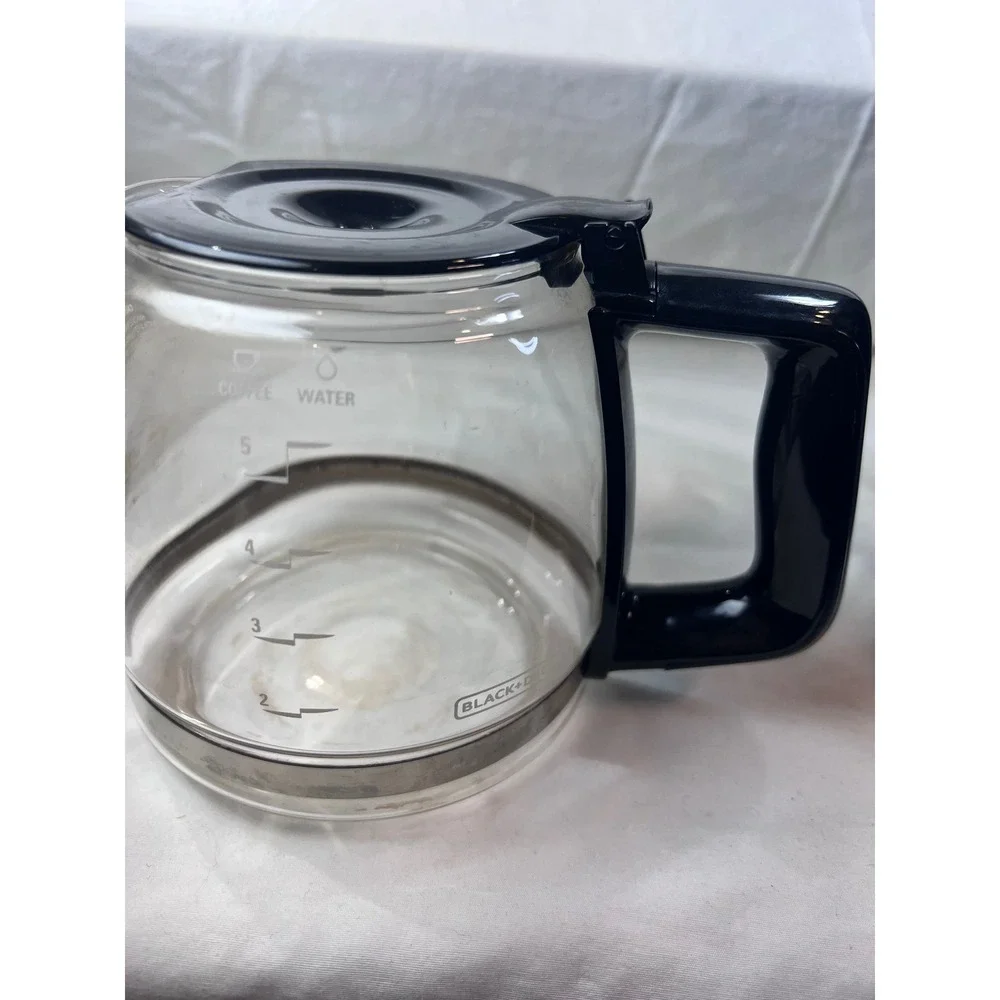 Black+Decker 5-Cup Drip Coffee Maker Black Glass Carafe DCM600B